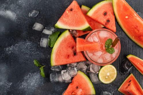 吃瓜吗怎么吃,揭秘“吃瓜吗怎么吃”的趣味吃瓜秘籍