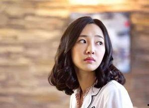 邹平老嫂子吃瓜,一场别开生面的乡村夏日盛宴